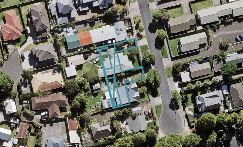 4/14 Highbury Street, Avondale, Auckland - Carousel 1