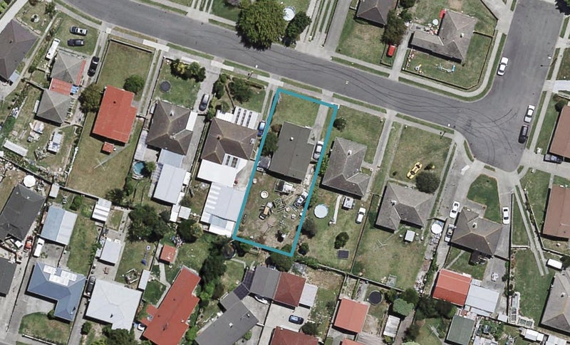 14 Dockery Avenue, Onekawa, Napier - Carousel 1