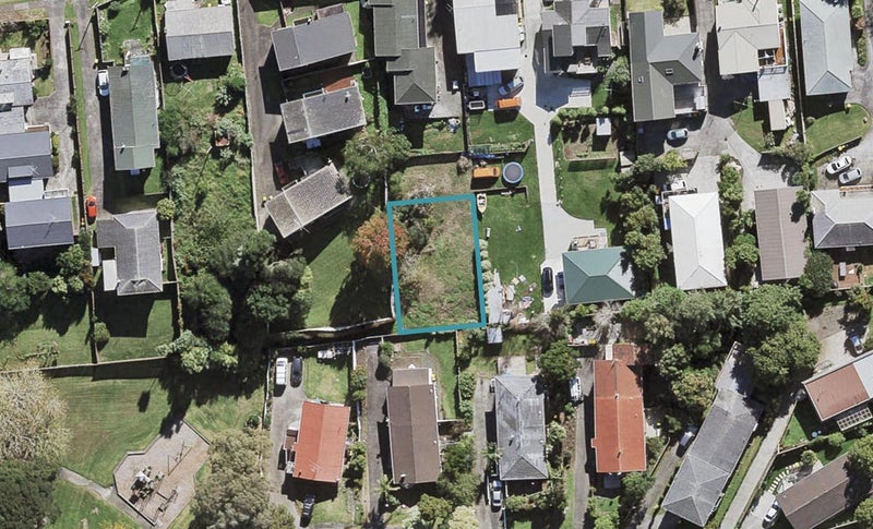 18C Neal Avenue, Glenfield, Auckland - Carousel 1