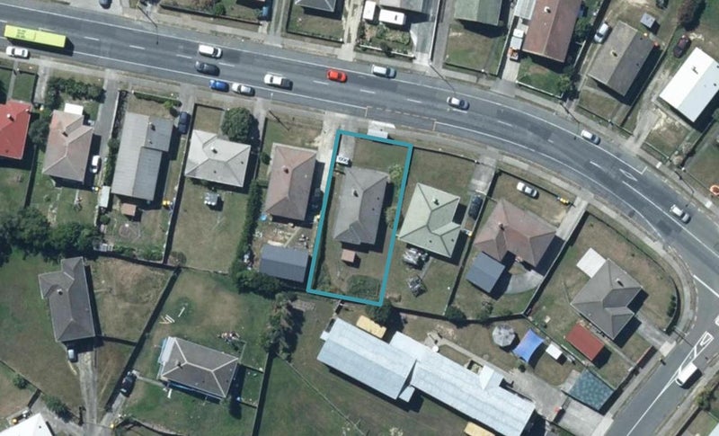 367 Warspite Avenue, Waitangirua, Porirua - Carousel 1