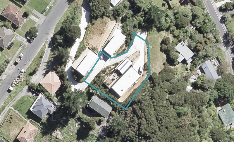 13 Judd Crescent, Naenae, Lower Hutt - Carousel 1