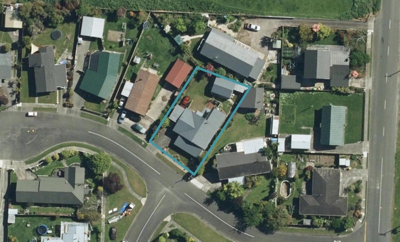 46 Pethybridge Street, Motueka - Carousel 1