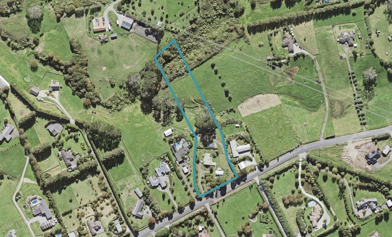 199 Oraha Road, Kumeu - Carousel 1