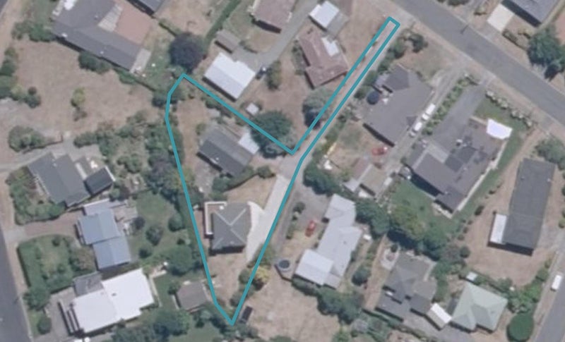 1/9 Aubrey Crescent, Rainbow Point, Taupō - Carousel 1
