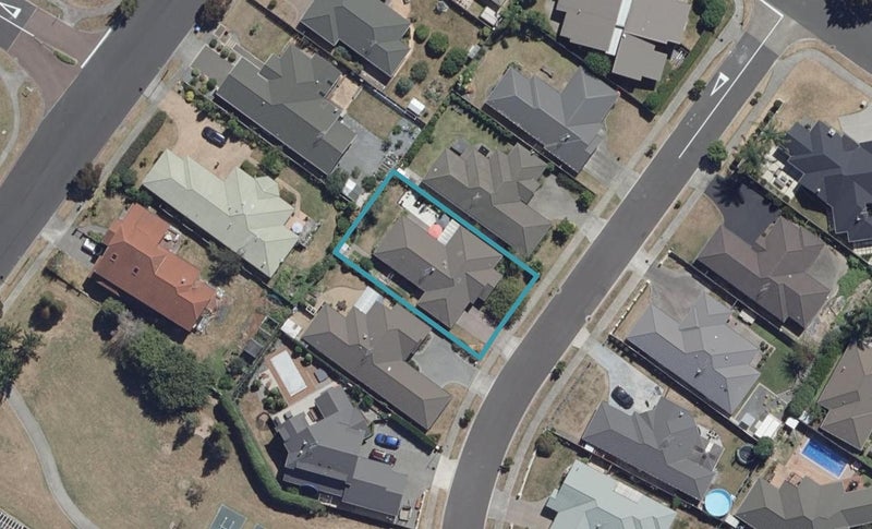 8 Azure Place, Huntington, Hamilton - Carousel 1