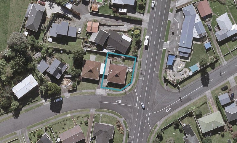 2 Warkworth Grove, Bell Block, New Plymouth - Carousel 1