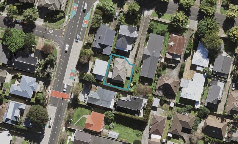 38 Beckenham Avenue, Royal Oak, Auckland - Carousel 1
