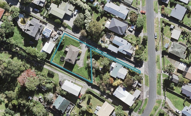 34A Rambler Crescent, Beach Haven, Auckland - Carousel 1