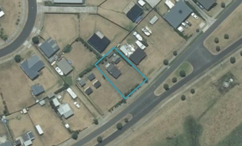 317 Harbour Drive East, Matarangi, Whitianga - Carousel 1