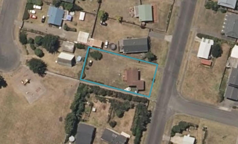 29 Kahukura Avenue, Waitarere Beach, Levin - Carousel 1