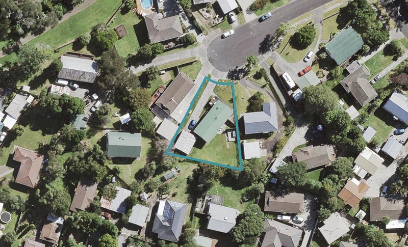 8 Urban Grove, Ranui, Auckland - Carousel 1