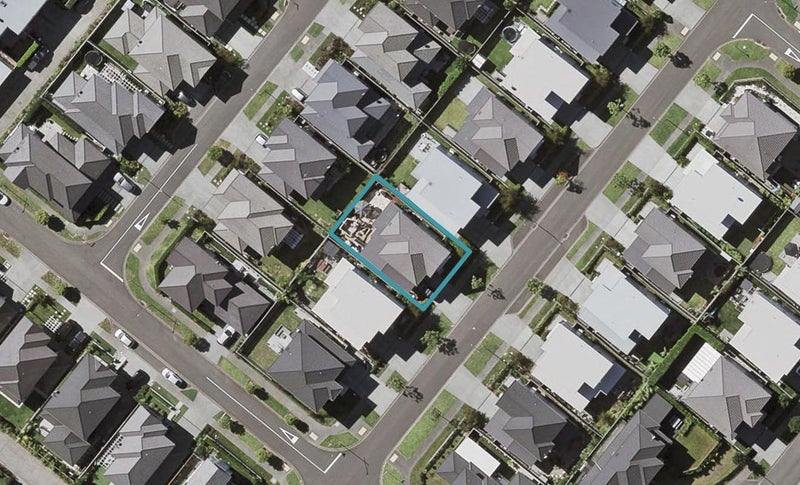 35 Tihi Street, Stonefields, Auckland - Carousel 1
