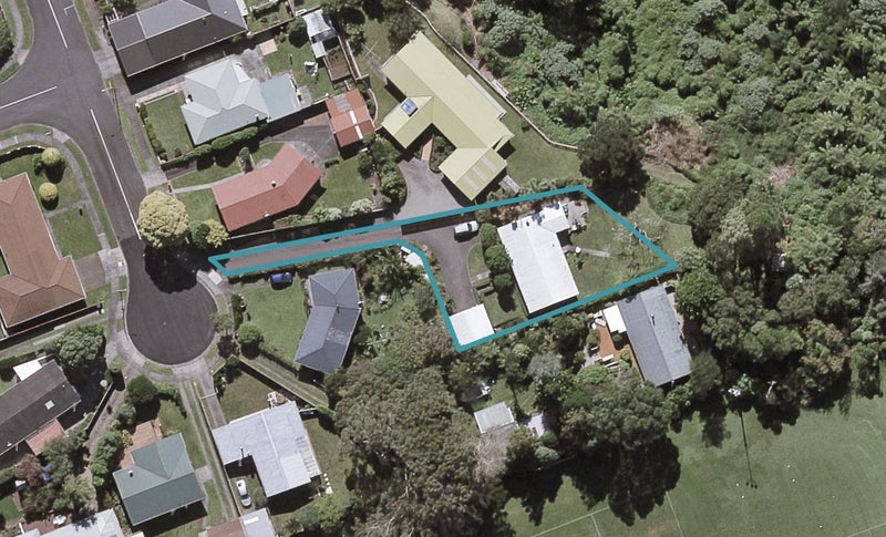 21B Waiwera Place, Merrilands, New Plymouth - Carousel 1