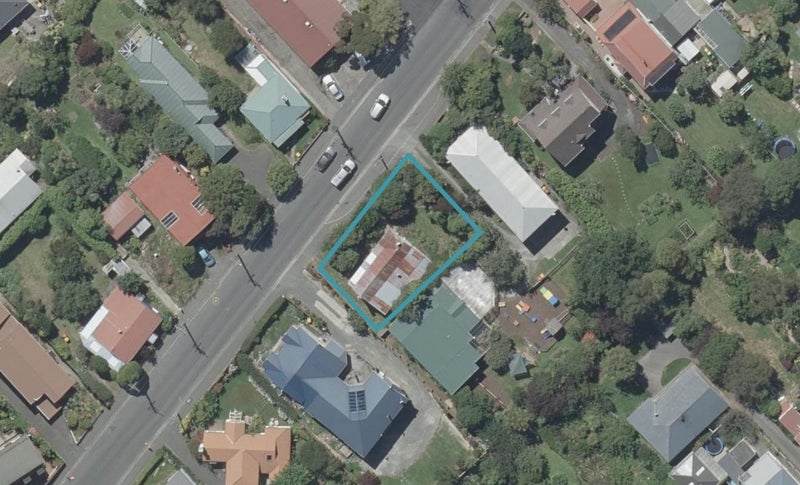 28 Signal Hill Road, Opoho, Dunedin - Carousel 1
