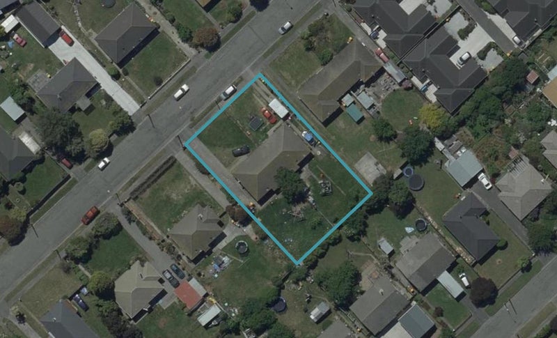 47 Dickson Crescent, Hornby, Christchurch - Carousel 1