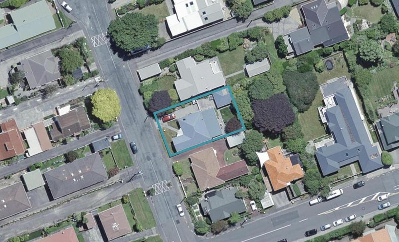 38 Parkvale Road, Karori, Wellington - Carousel 1