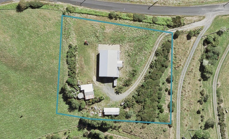 1786 Ponga Road, Papakura - Carousel 1