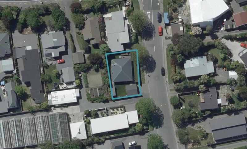 2/2 Bowenvale Avenue, Cashmere, Christchurch - Carousel 1