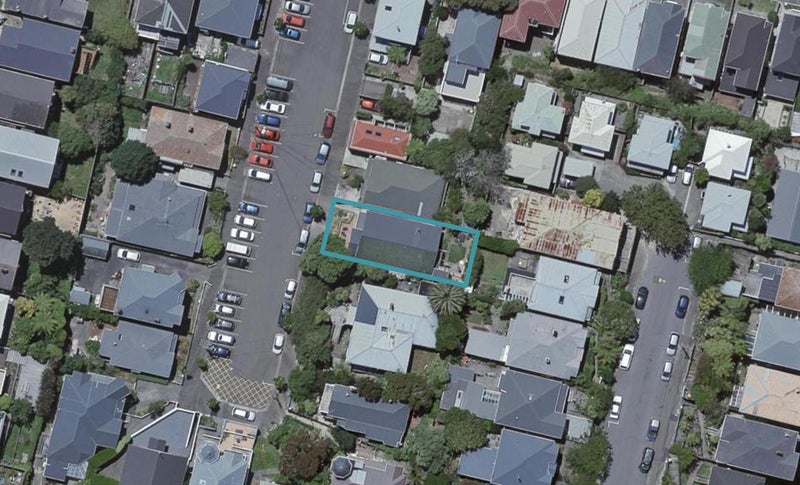 3 Manley Terrace, Newtown, Wellington - Carousel 1