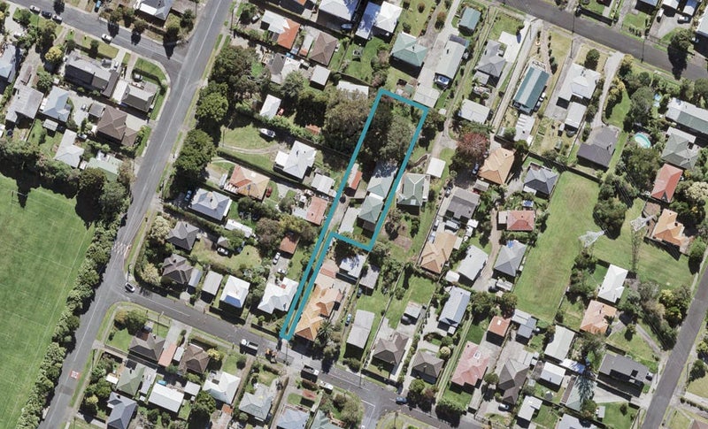 1/4 Beaubank Road, Kelston, Auckland - Carousel 1