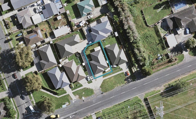 64 Airfield Road, Takanini, Auckland - Carousel 1