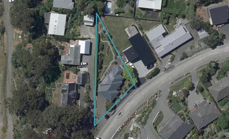 25 Cannon Hill Crescent, Mount Pleasant, Christchurch - Carousel 1