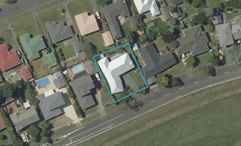 111 Dittmer Drive, West End, Palmerston North - Carousel 1