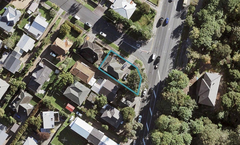 2 Alverston Street, Waterview, Auckland - Carousel 1