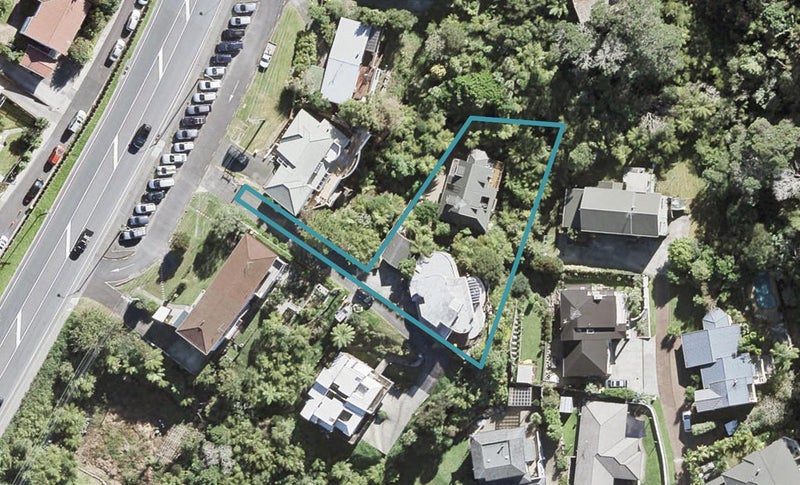 1/823 East Coast Road, Northcross, Auckland - Carousel 1
