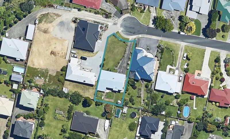 28 Rutherford Street, Otumoetai, Tauranga - Carousel 1