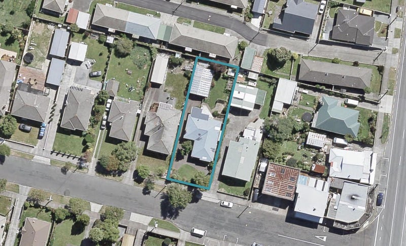 49 Porutu Street, Fairfield, Lower Hutt - Carousel 1