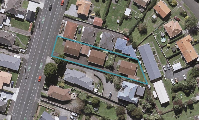 3/145 Tukapa Street, Westown, New Plymouth - Carousel 1
