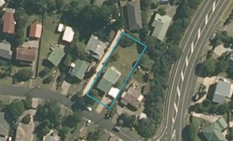 3 Hammond Avenue, Hatfields Beach, Orewa - Carousel 1