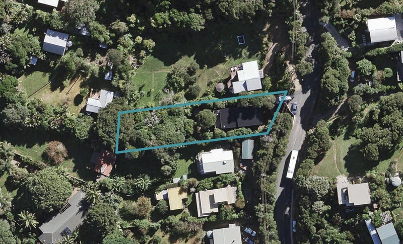 68 O'Brien Road, Omiha, Waiheke Island - Carousel 1