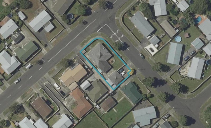 74 Benmore Avenue, Cloverlea, Palmerston North - Carousel 1