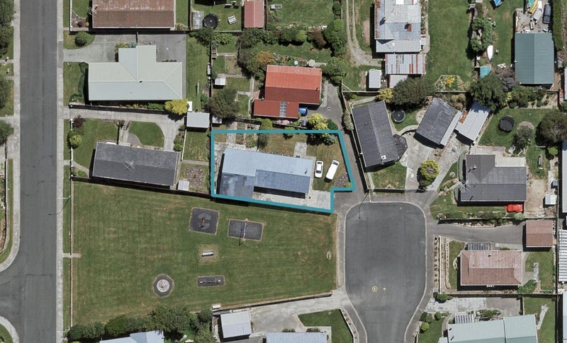 22 Iona Court, Strathern, Invercargill - Carousel 1