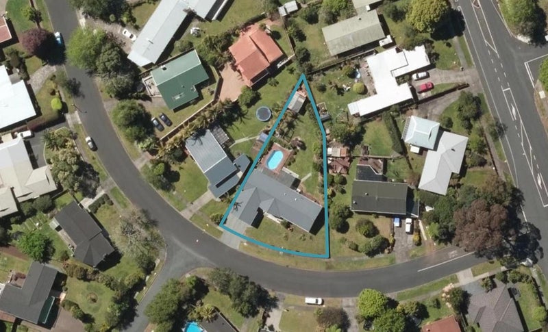 6 Parkland Crescent, Kamo, Whangarei - Carousel 1