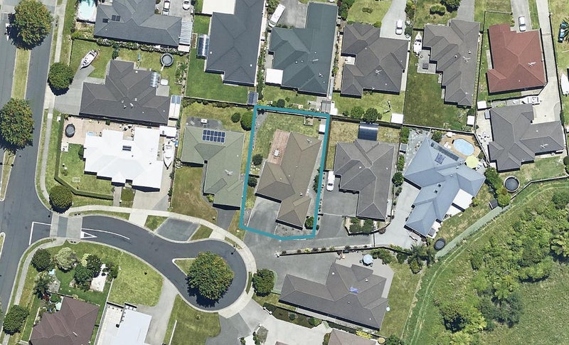 7 Dove Place, Pyes Pa, Tauranga - Carousel 1