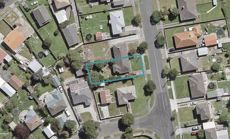 77 Reynolds Street, Taita, Lower Hutt - Carousel 1