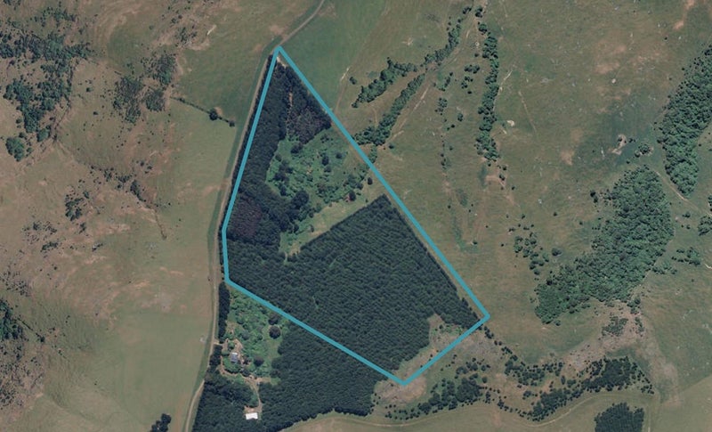 327 Dalglishs Road, Le Bons Bay - Carousel 1