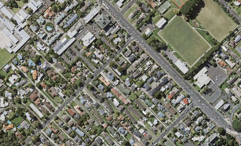 6C Karaka Street, Takapuna, Auckland - Carousel 1