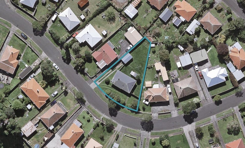 33 Drake Street, Vogeltown, New Plymouth - Carousel 1