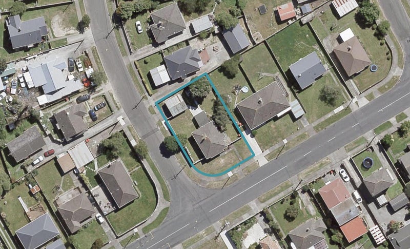 19 Reynolds Street, Taita, Lower Hutt - Carousel 1