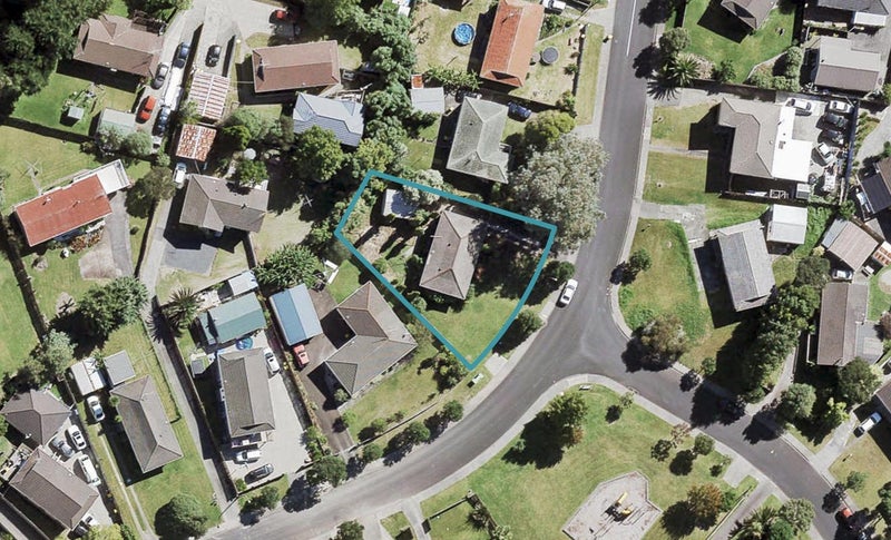 7 Virgo Place, Glen Eden, Auckland - Carousel 1
