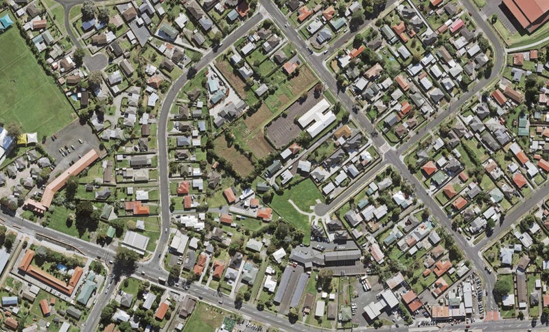 2/28 Thomas Road, Māngere, Auckland - Carousel 1