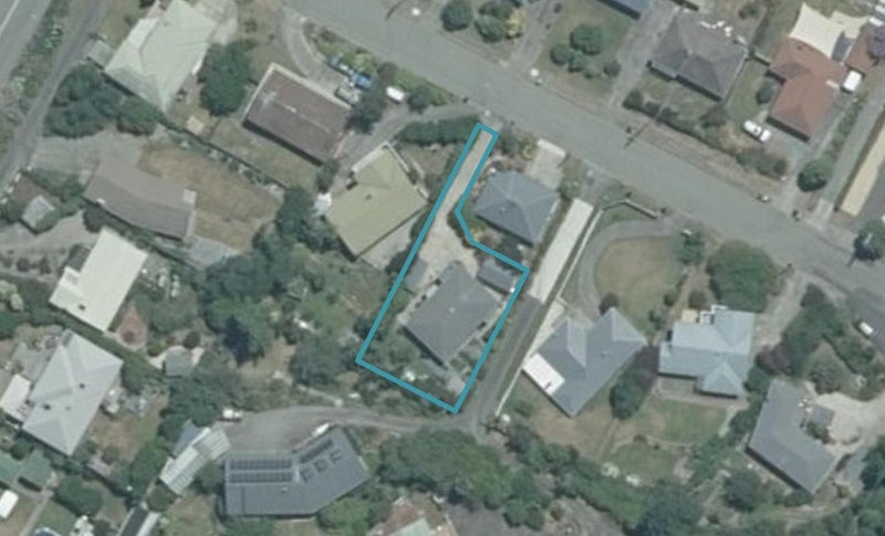 8 Isel Place, Stoke, Nelson - Carousel 1