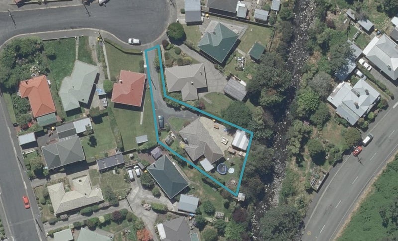 8 McGlashan Street, Glenleith, Dunedin - Carousel 1