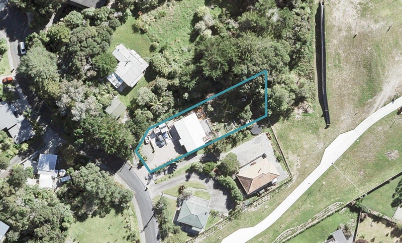 30 Ferndale Drive, Snells Beach, Snells Beach - Carousel 1