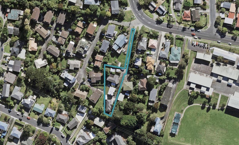 2/69A Chivalry Road, Glenfield, Auckland - Carousel 1