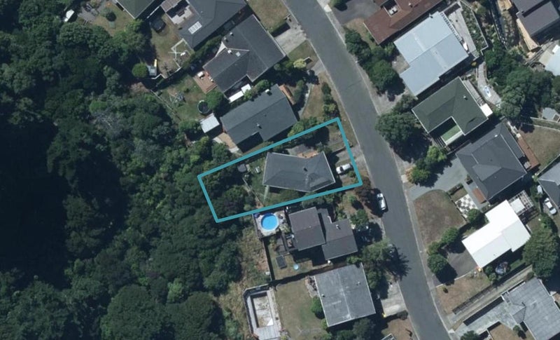 122 Kahu Road, Paremata, Porirua - Carousel 1